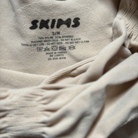SKIMS Sculpting Brief Bodysuit S/M (US 2–10) Mica Cream NWOT MSRP $72 - Picture 2 of 8